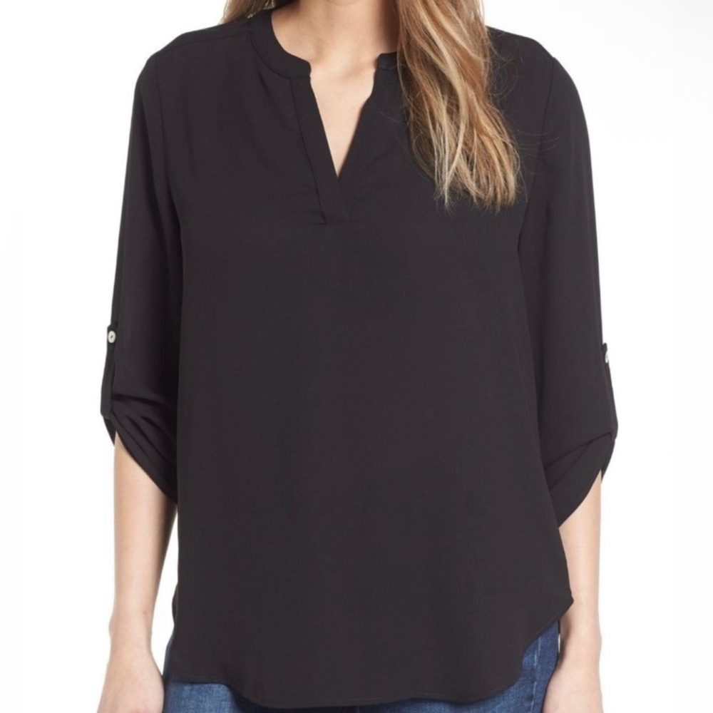 NWT Everleigh black roll tab sleeve blouse